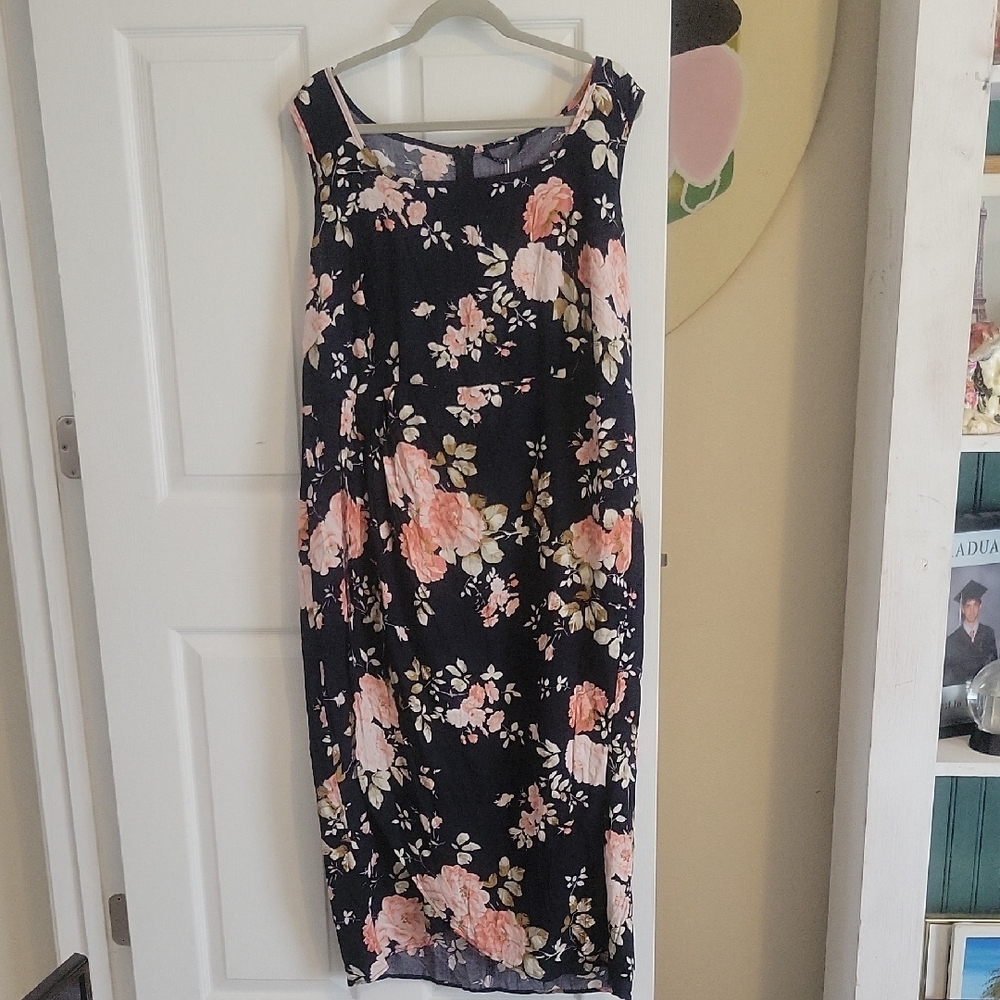 BloomChic Floral Maxi zip sleeveless scoop neck Dress - Navy and Peach Sz18/20